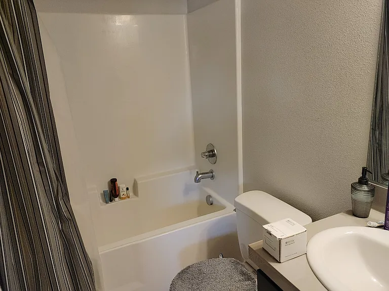 4302 NE Morrow Rd — Photo 3