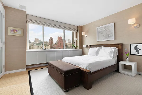 Sold by Stribling | media 7