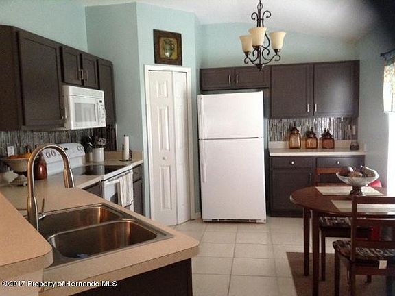 4th image of 9056 Southern Charm Cir