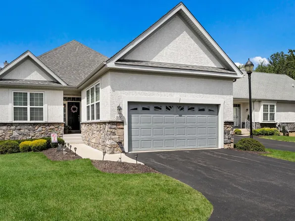 1602 Burnham Ct #6, Warrington, PA 18976