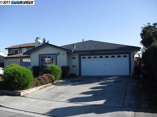 1st image of 3142 Chimney Ct