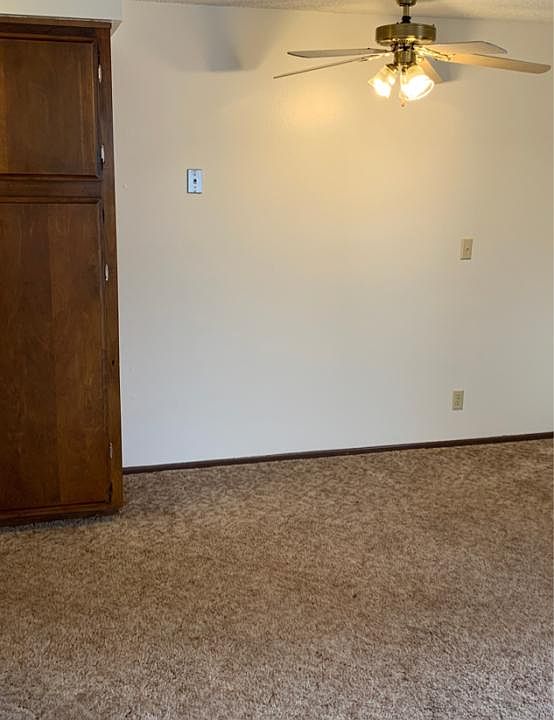 1st image of 2753 Summer St SE