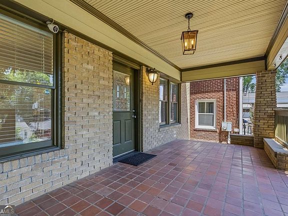 2nd image of 672 Kennesaw Ave NE