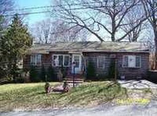 29 Hornpipe Dr, Riverhead, NY 11901