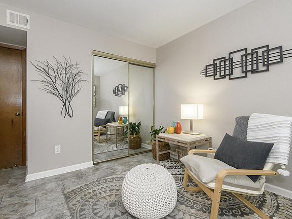 3rd image of 1618 S 115th COURT #302