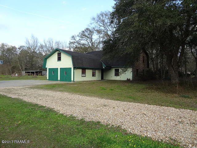 2nd image of 3033 Highway 754
