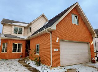935 N Harvard Ave, Villa Park, IL 60181