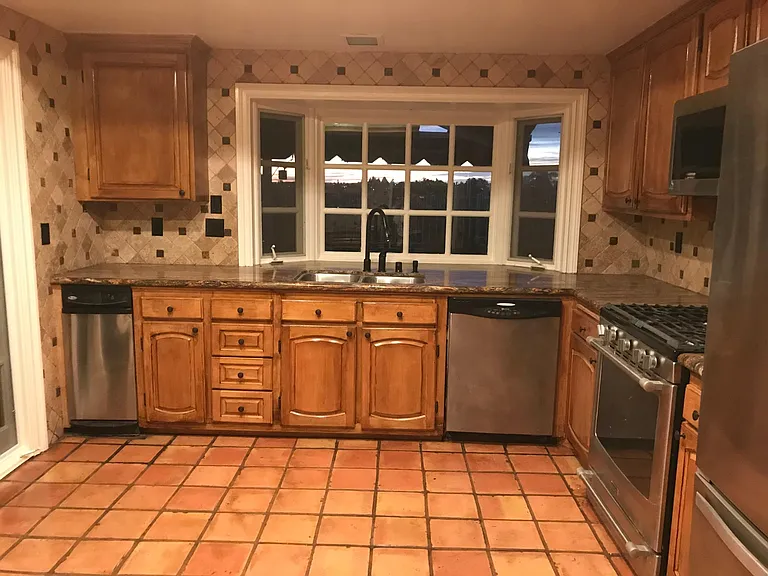 27855 Narciso — Photo 3