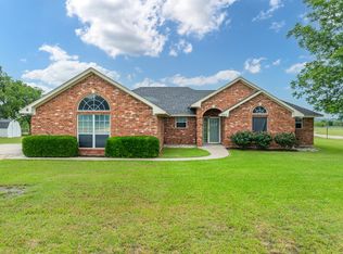 601 N Janes Rd, Leroy, TX 76654