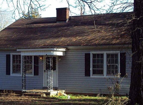 2nd image of 1807 McCormick Hwy
