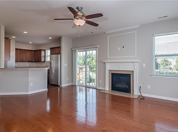 4th image of 5807 Newmill Way