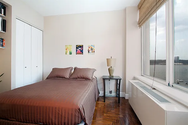 Sold by Corcoran | media 13