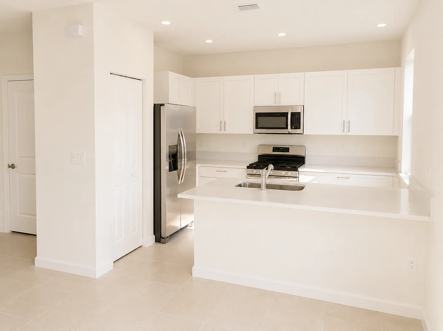 Altamira Townhouse — Photo 4
