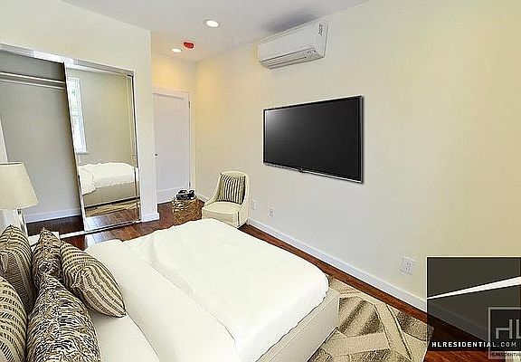 5th image of 6119 Grand Ave #1