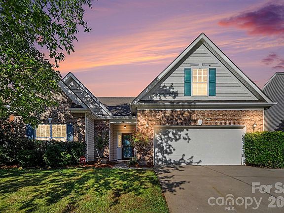 2nd image of 201 Augustus Ln