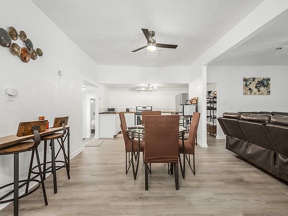 5th image of 32989 Weatherly Ln #1