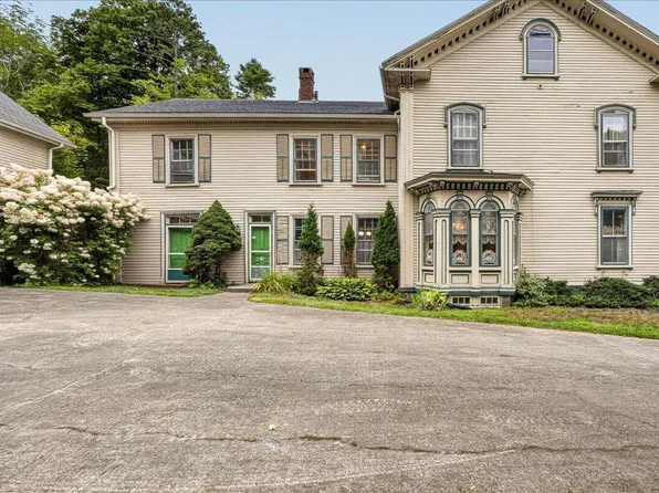 81 W Main Street, Searsport, ME 04974