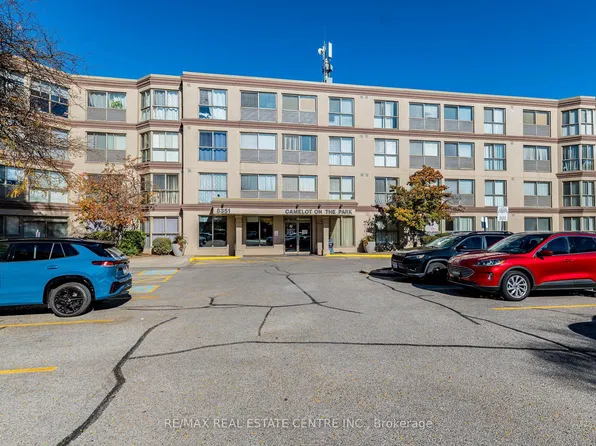 8351 McLaughlin Rd S #101, Brampton, ON L6Y 4H8