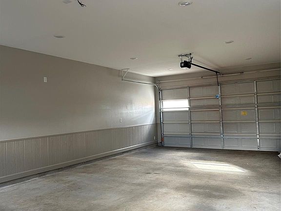 5th image of 8321 Coma St