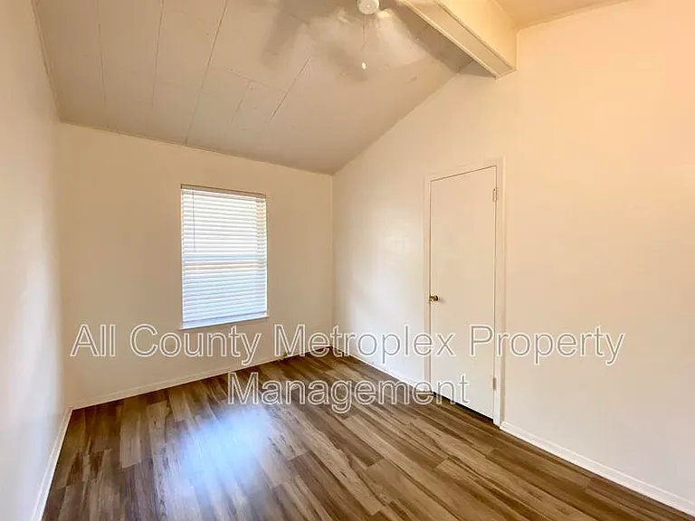 4326 Upland Way — Photo 5