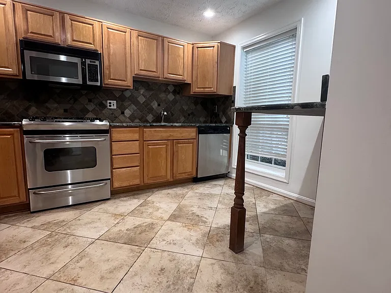 11948 Cardamom Dr — Photo 3