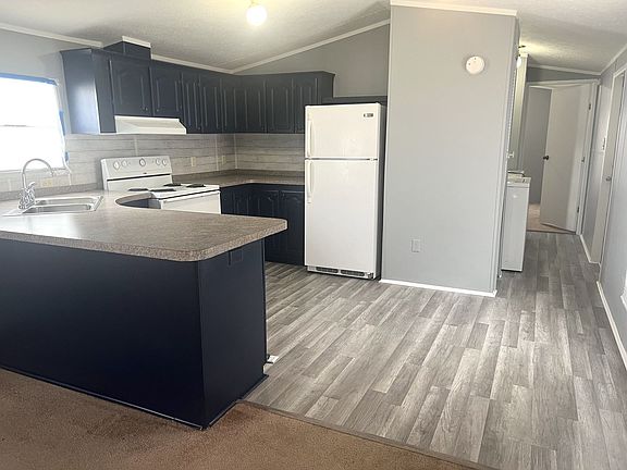 4th image of 3417 Ted Ave
