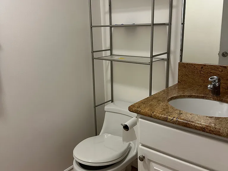 270 E Glenarm St #104 — Photo 17