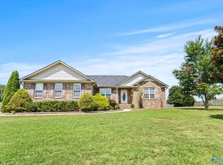 18155 Menefee Rd, Athens, AL 35613