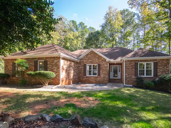 26 Creekwood Ct, Hiram, GA 30141