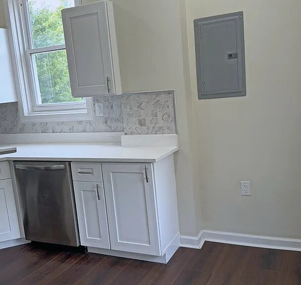 1141 S Saint Louis Ave #2 — Photo 5