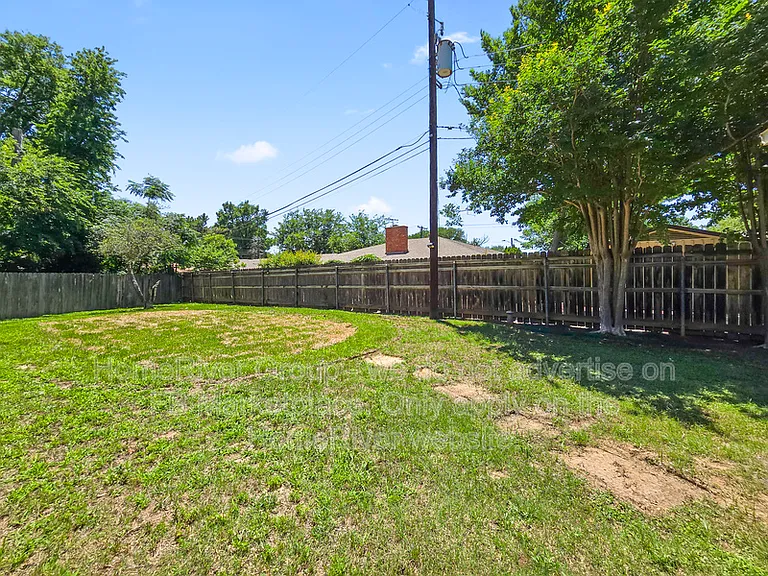 1612 Cindy Ct — Photo 16