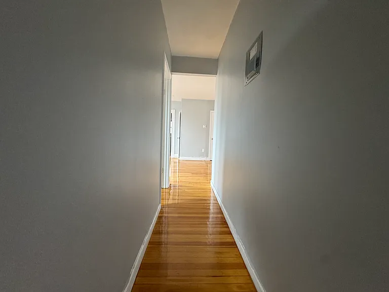 39-B07 Charter Oak Pl #B07 — Photo 5