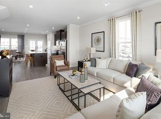 208 Summit Point Blvd #204E, Bowie, MD 20716