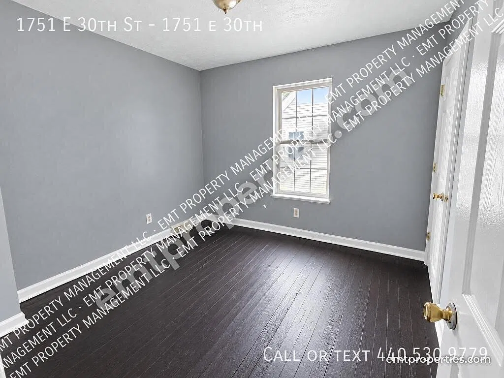 1749-1751 e 30th, 1751 e 30th — Photo 3