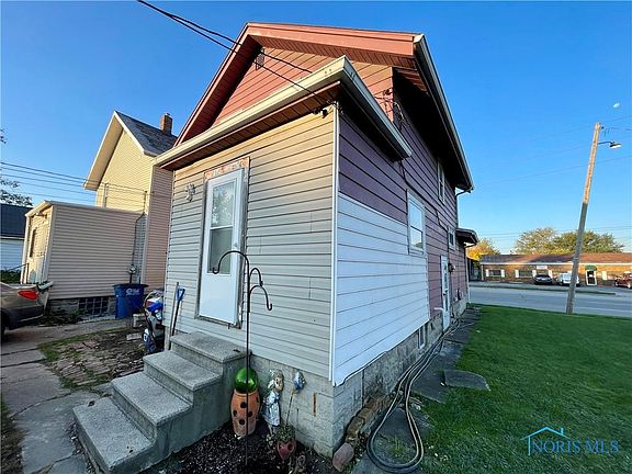 4th image of 3608 Stickney Ave