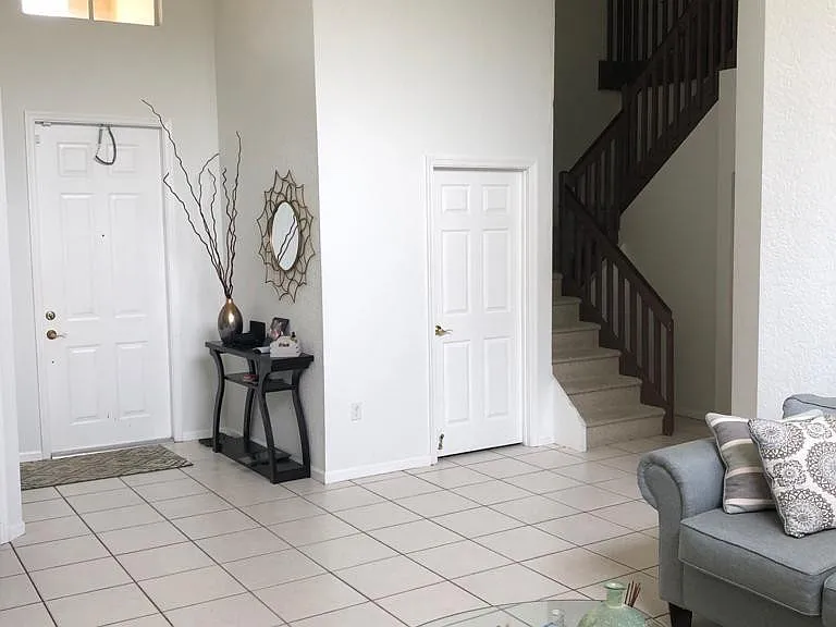 5414 NW 48th St — Photo 18