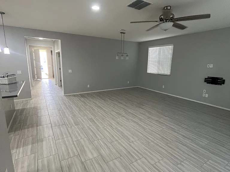 21013 W Almeria Rd — Photo 5