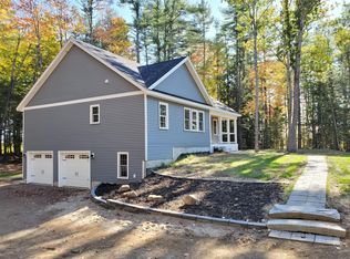 11 Noble Ln, Windham, ME 04062