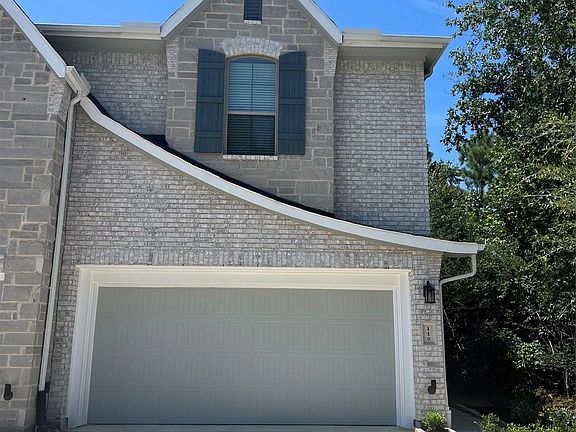 2nd image of 110 Handley Dr