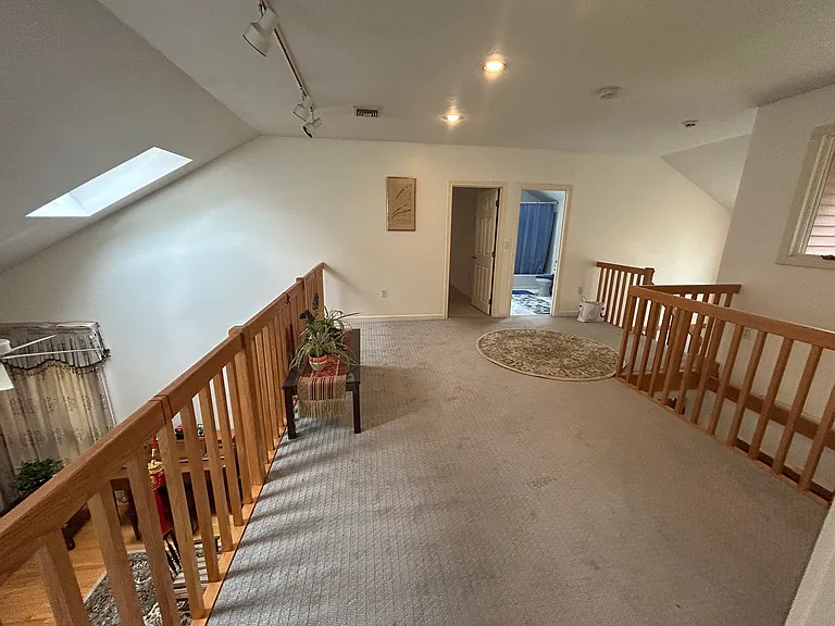 3 Spring Valley Rd — Photo 6