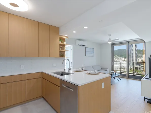 1388 Kapiolani Blvd #2011, Honolulu, HI 96814