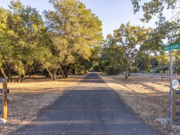 17035 Summer Meadow Lane, Sonoma, CA 95476
