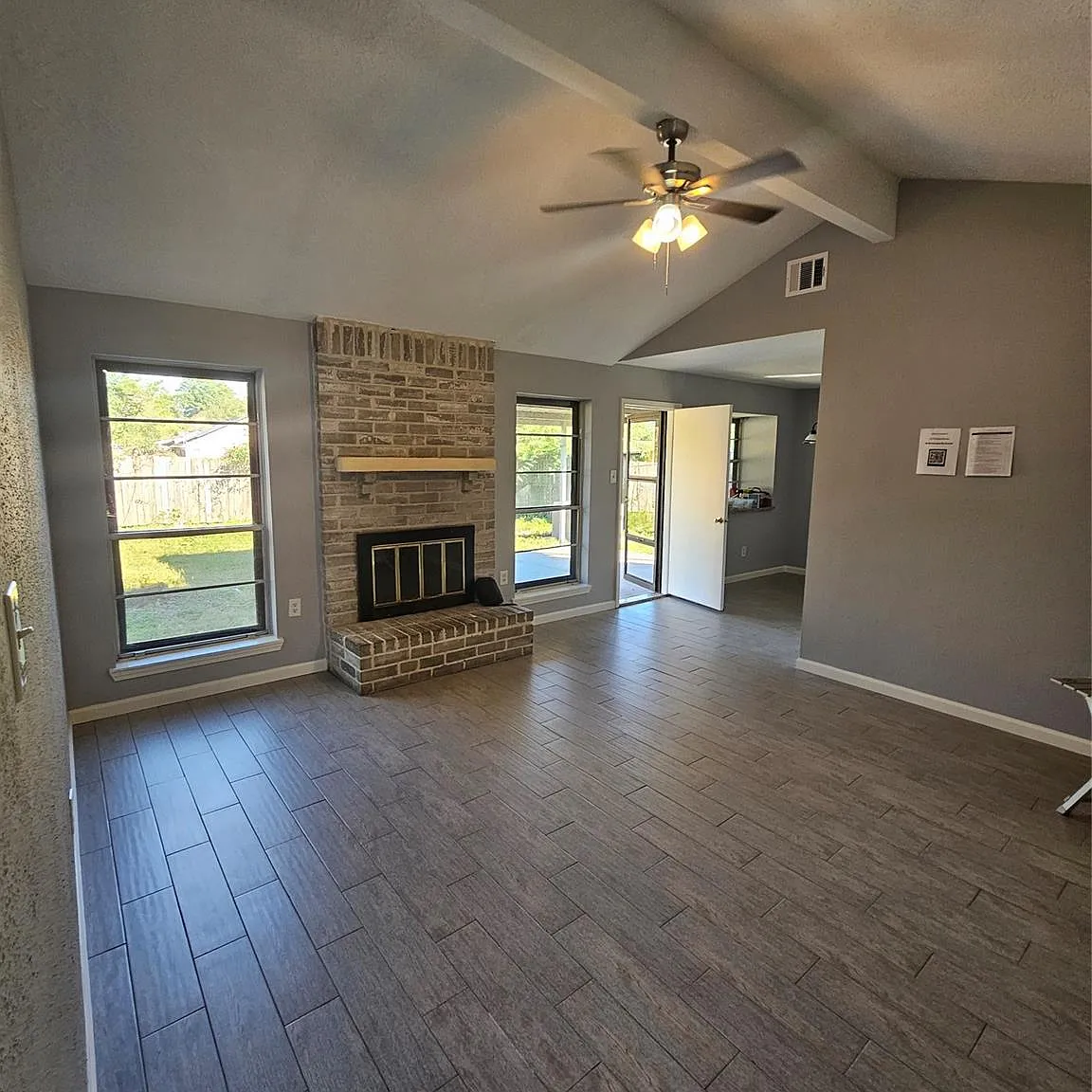 4 bed, 2.0 bath, 1362 sqft, $2,000 — Photo 4