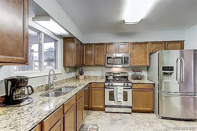1823 E 98th Pl — Photo 10