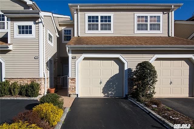 1st image of 84 Carriage Ln