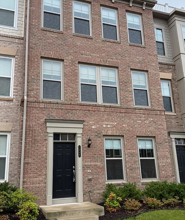 1949 Greenbriar Hall Rd