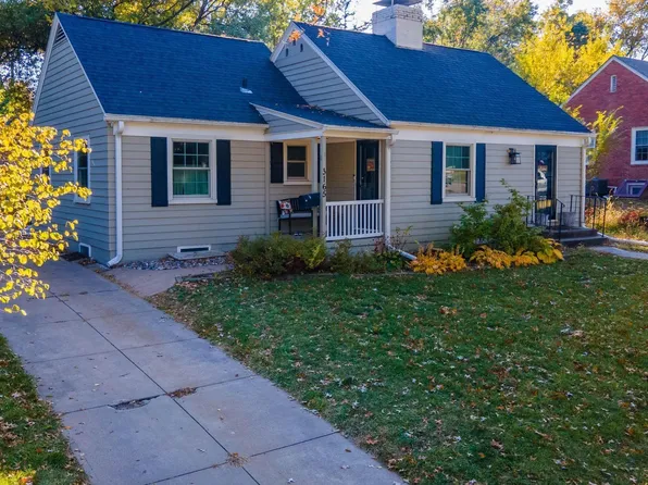 3165 Mayflower Ave, Lincoln, NE 68502