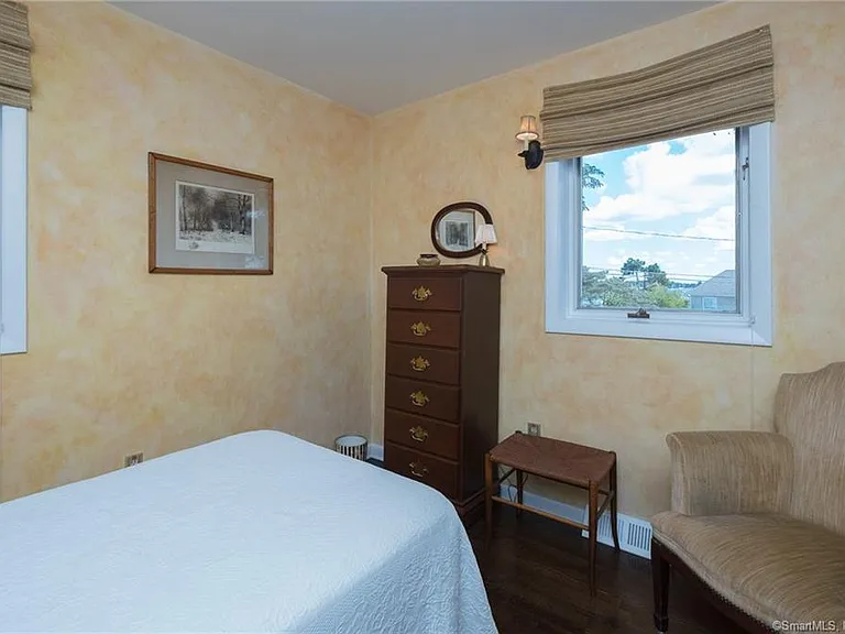 10 Morgan Point — Photo 24