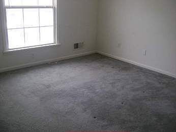 2nd image of 1332 Herr Ln