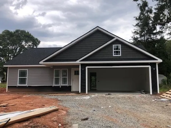 6 Prince Cir, Inman, SC 29349